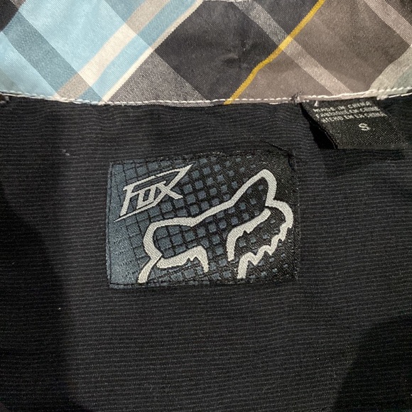 Fox | Men’s Button Down Plaid Short Sleeve Shirt - Size Small - Picture 5 of 7